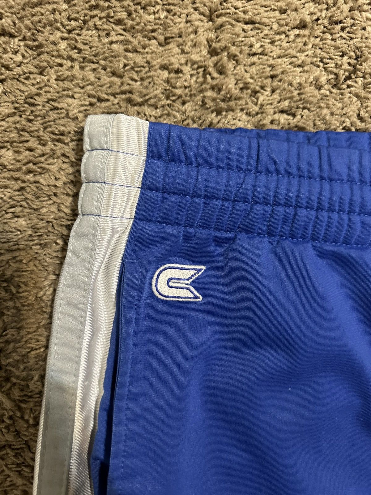 NCAA × Vintage Vintage NCAA Memphis Tigers “royal” shorts 90s size Xl Size US 36 / EU 52 - 3 Thumbnail