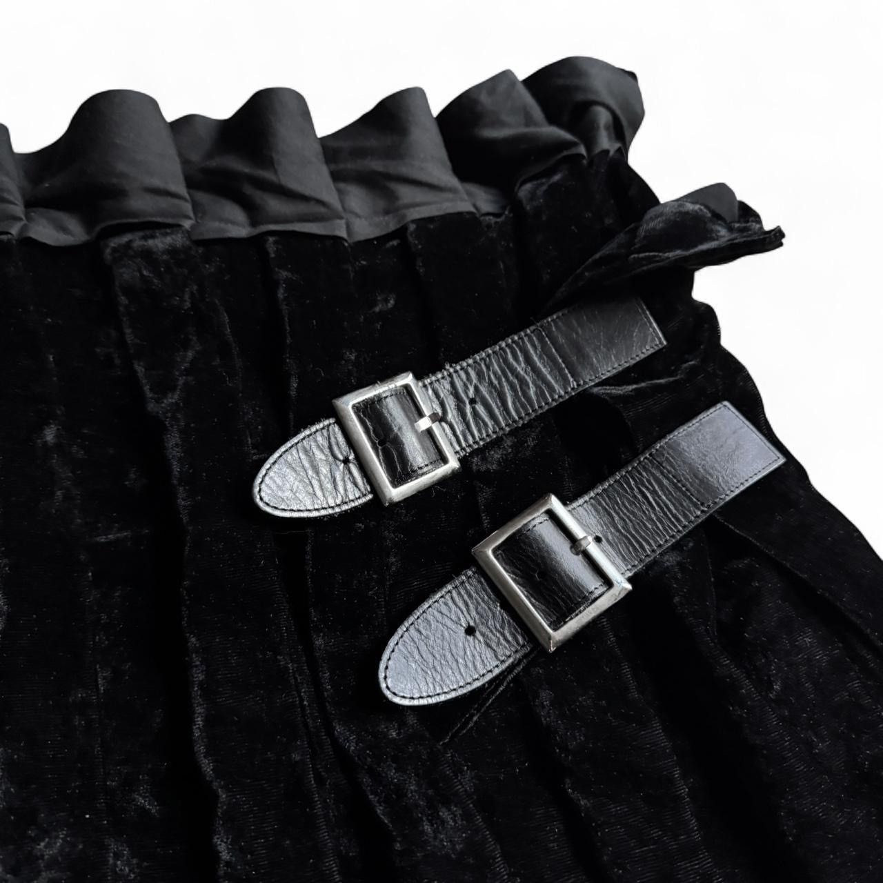 Yohji Yamamoto Yohji Yamamoto 90s black velvet maxi skirt leather buckle Size 28" / US 6 / IT 42 - 4 Thumbnail