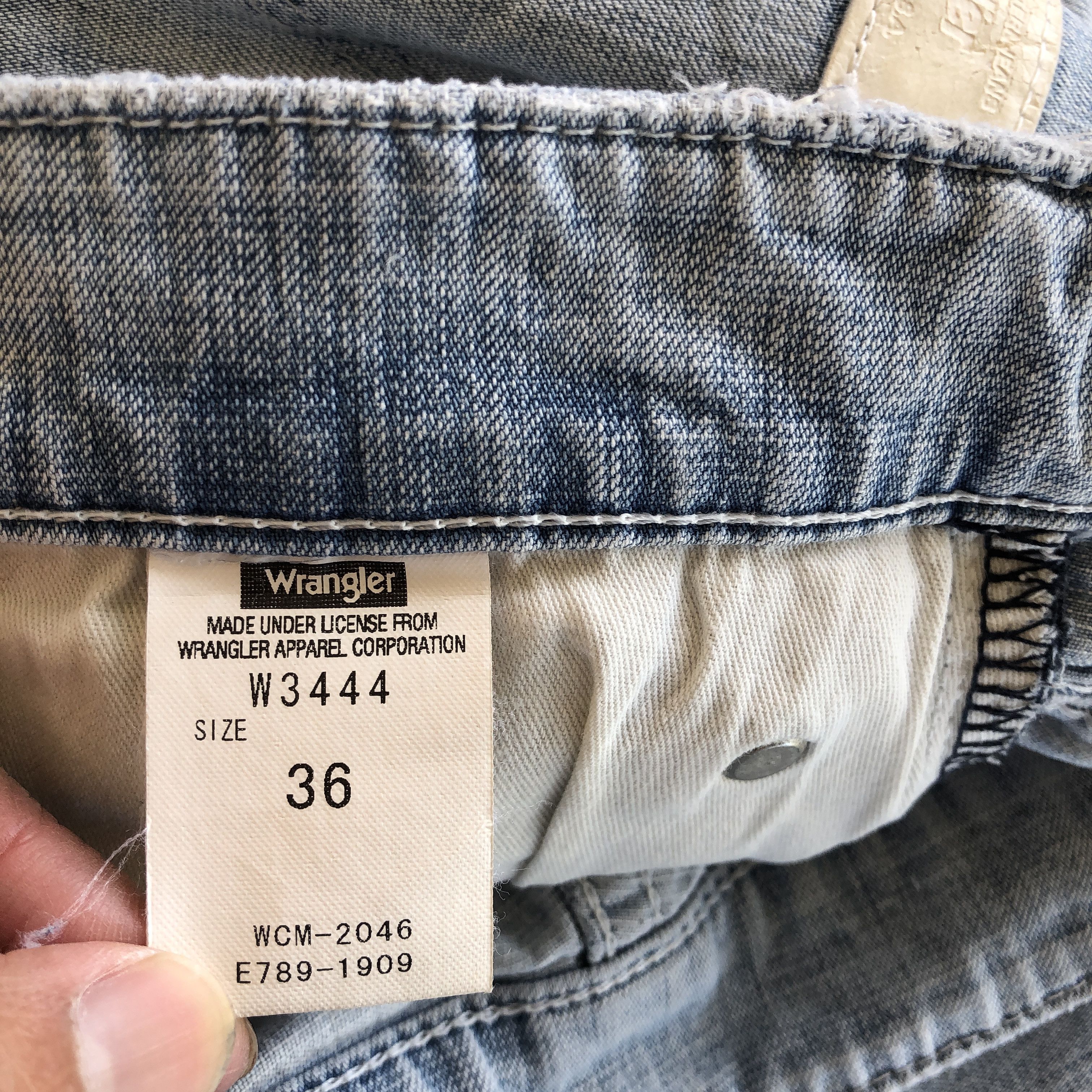 Jean Vintage Wrangler Light Wash Jeans Wrangler Denim Pants Size US 34 / EU 50 - 9 Thumbnail
