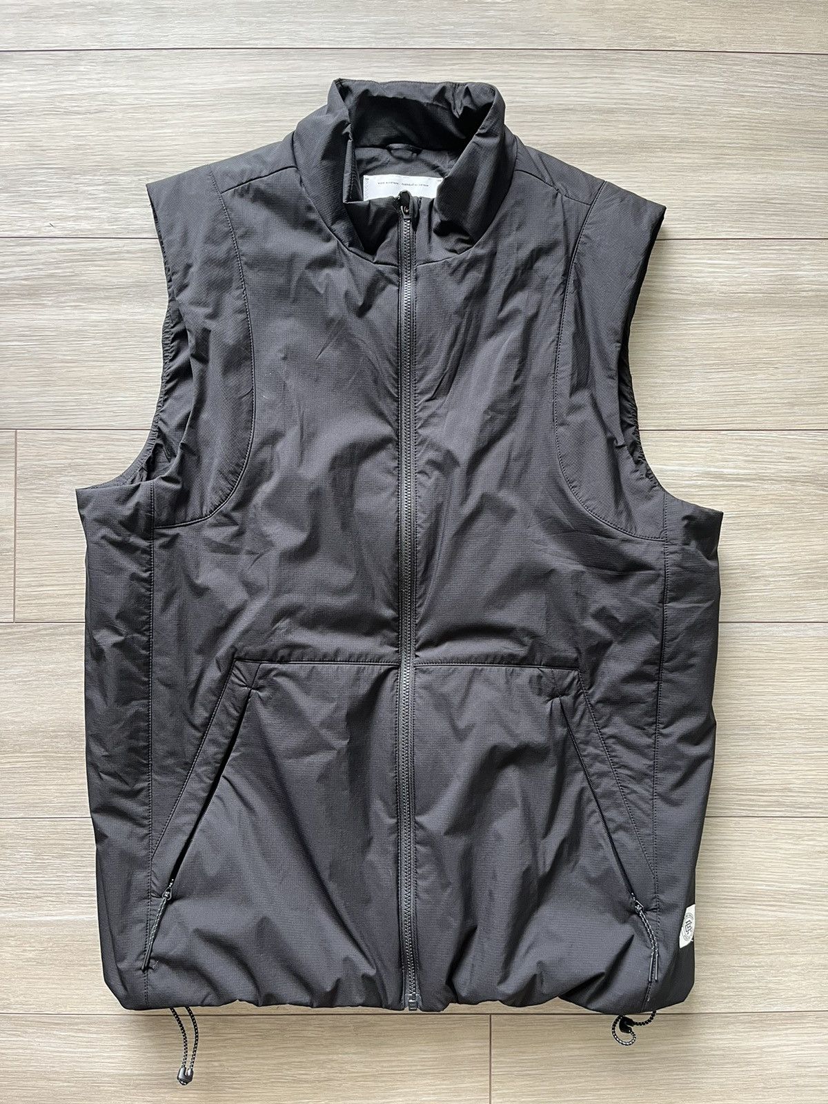 image of Reigning Champ Ripstop Nylon Interval Running Vest in Black, Men's (Size Medium)