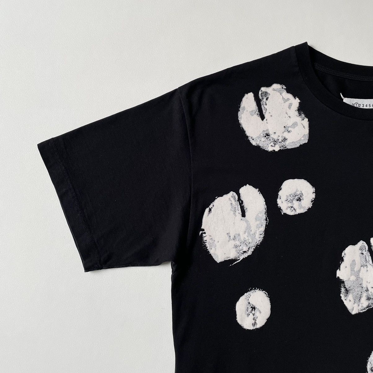 Maison Margiela A/W 19 ‘Tabi Foot Print’ Black T Shirt Size S / US 4 / IT 40 - 3 Thumbnail
