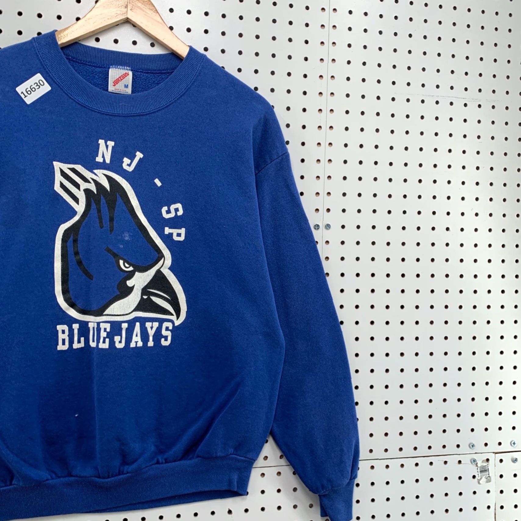 Jerzees VINTAGE Blue Jays Crew Neck Sweatshirt Mens Size M Blue 21x25 90s Jerzees Sweatshirt Size US M / EU 48-50 / 2 - 4 Thumbnail