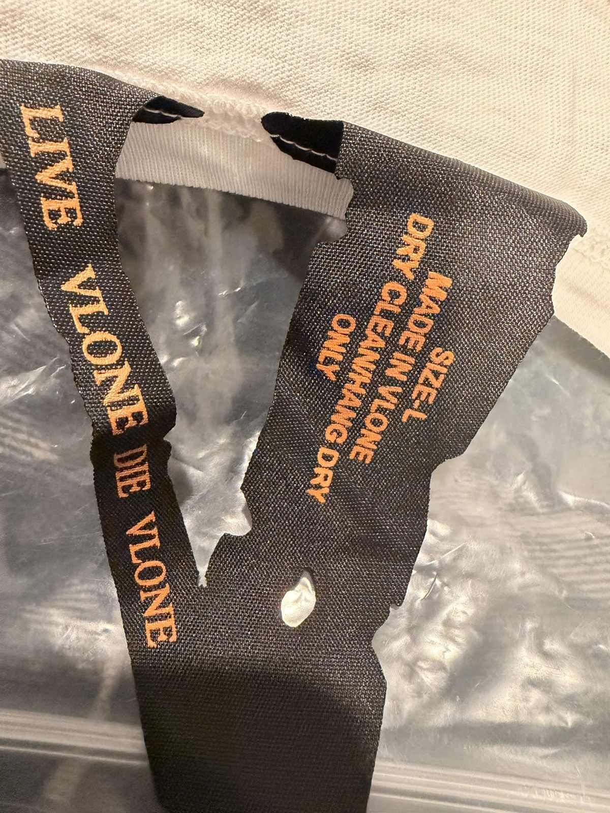 Vlone vlone last supper asap yams Size US L / EU 52-54 / 3 - 3 Thumbnail