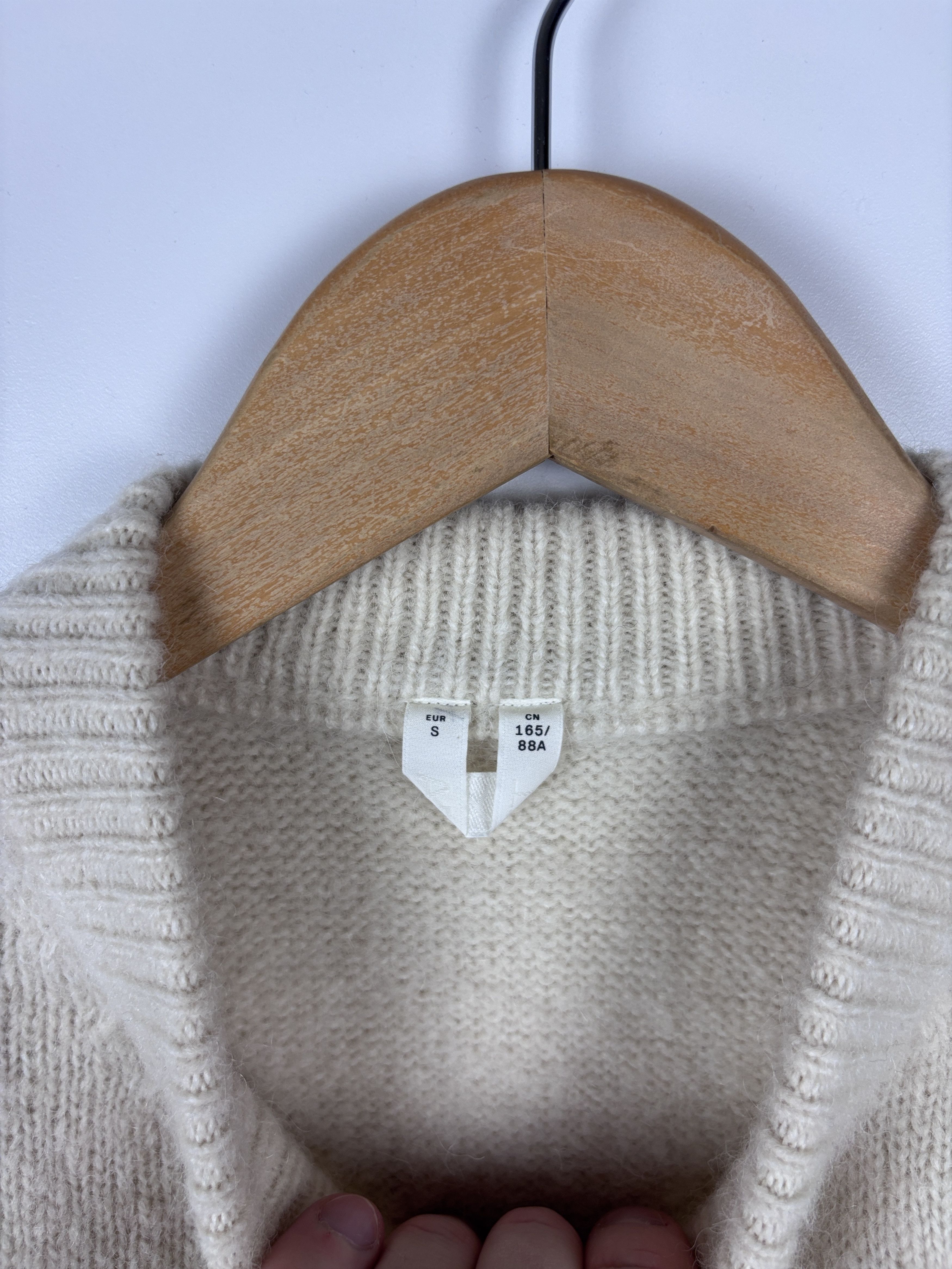 Arket Womens Arket Knitted Alpaca Yak Wool Vest Beige Size S Size S / US 4 / IT 40 - 5 Thumbnail