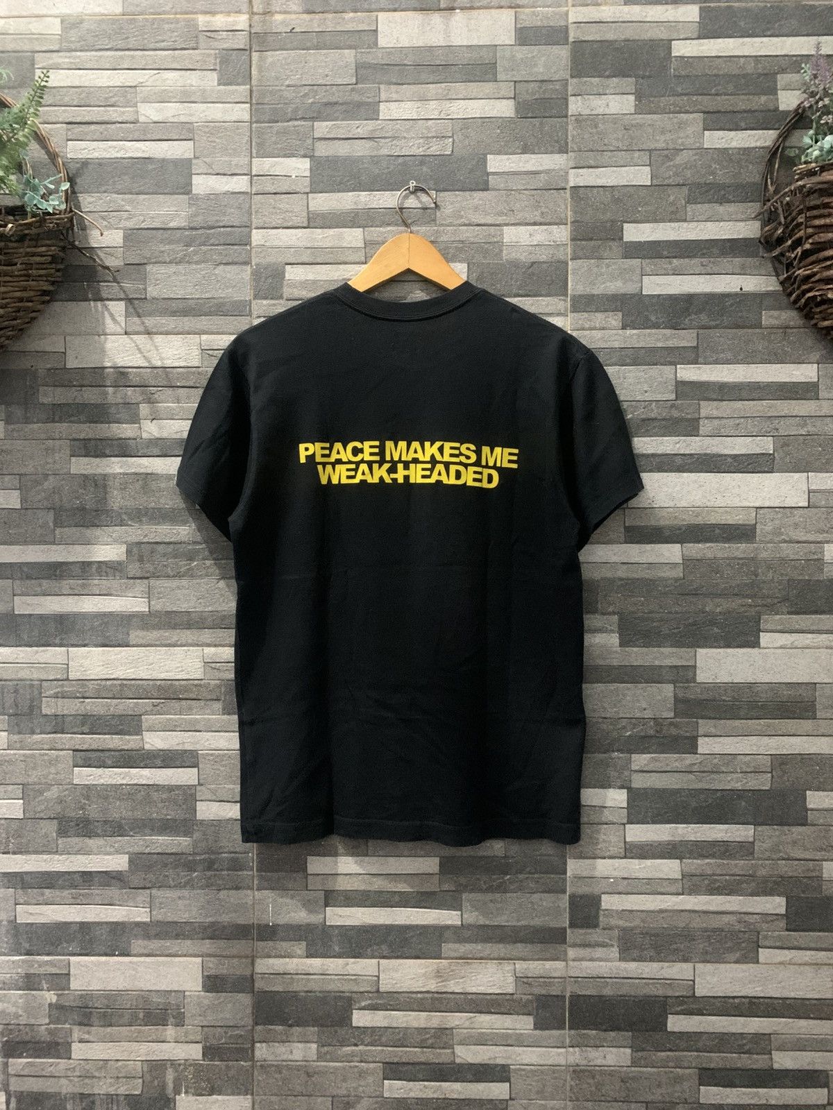 Undercover UNDERCOVER " Peace Make Me Weak+Headed " Size US M / EU 48-50 / 2 - 3 Thumbnail