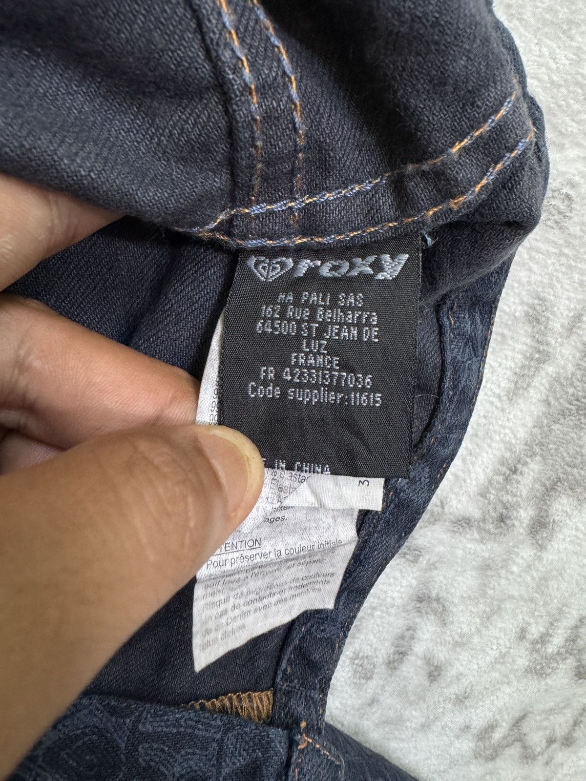 Quicksilver Vintage Roxy Monogram Graphic Bush Pants Low Rise Denim Size 32" / US 10 / IT 46 - 16 Thumbnail