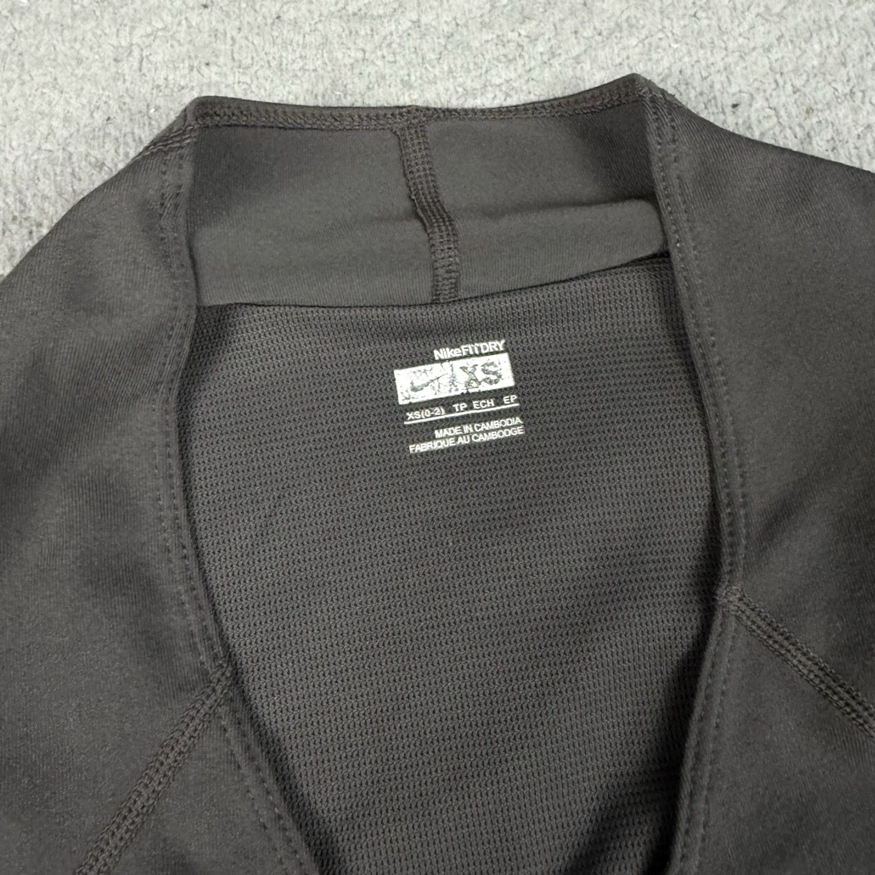 Nike Nike Athletic Top Womens XS Gray 1/4 Zip Sleeveless Fit Dry Shirt Workout Sports Size XS / US 0-2 / IT 36-38 - 4 Thumbnail