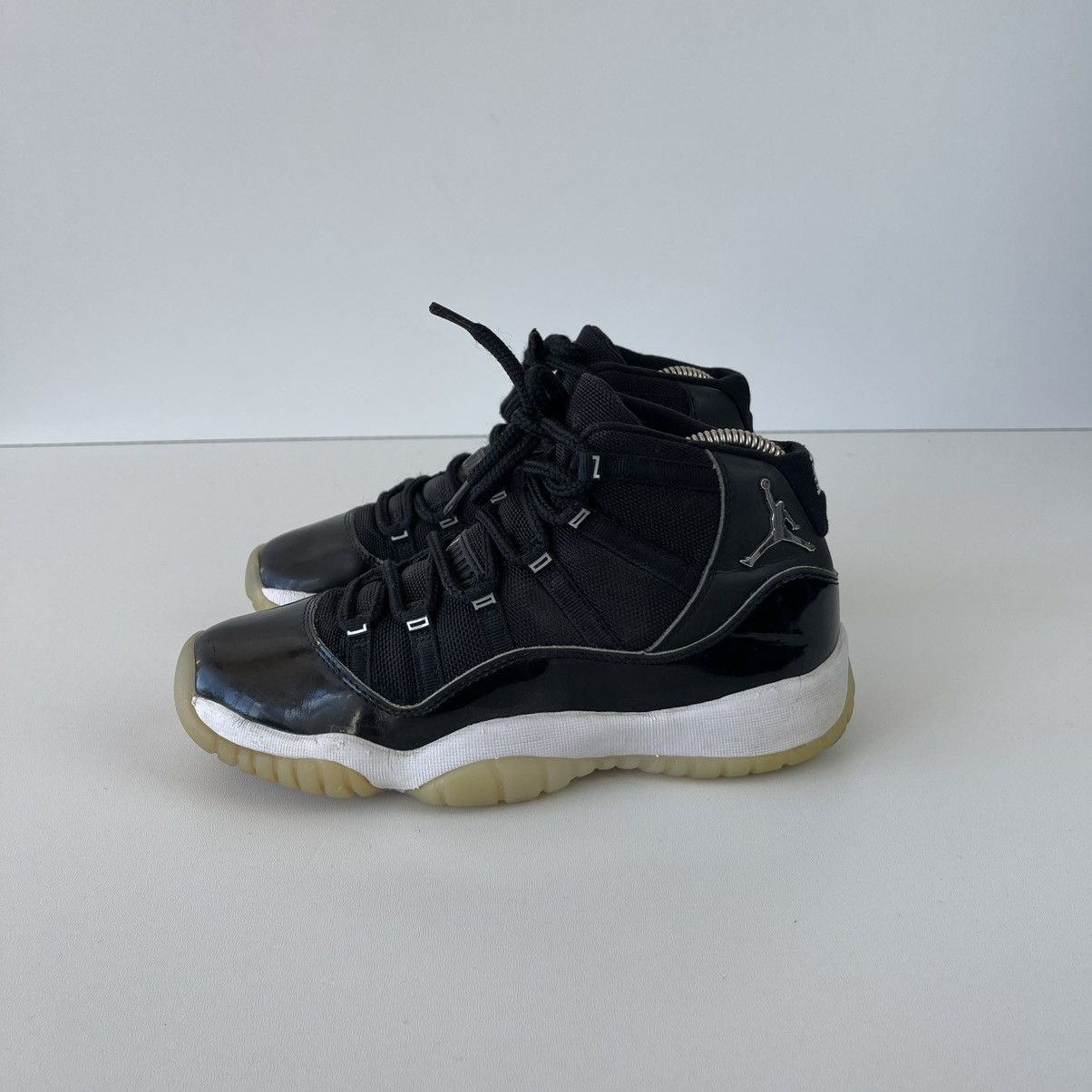 Jordan Brand Nike Air Jordan 11 Retro Jubilee GS 20 Hi-Top Shoes Black Size US 6 / IT 36 - 2 Thumbnail