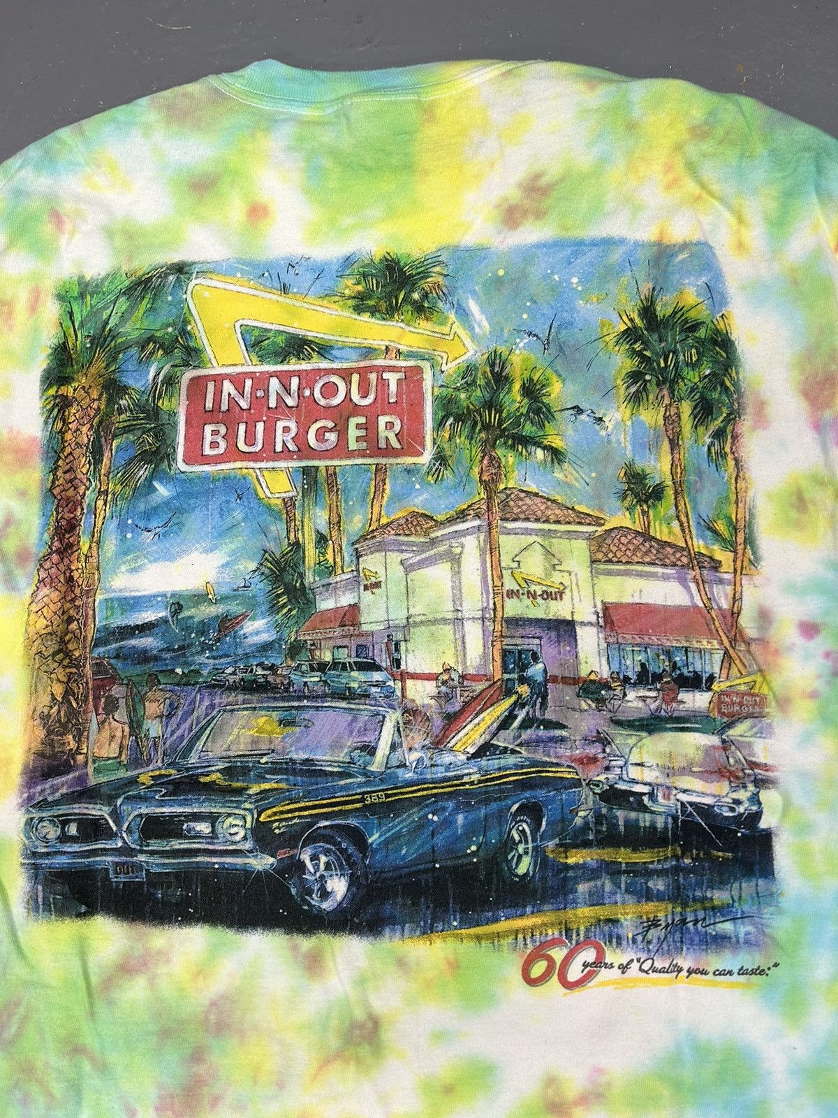 Vintage Crazy Vintage Y2K Essential In n Out Graphic Tee Shirt Size US M / EU 48-50 / 2 - 2 Thumbnail