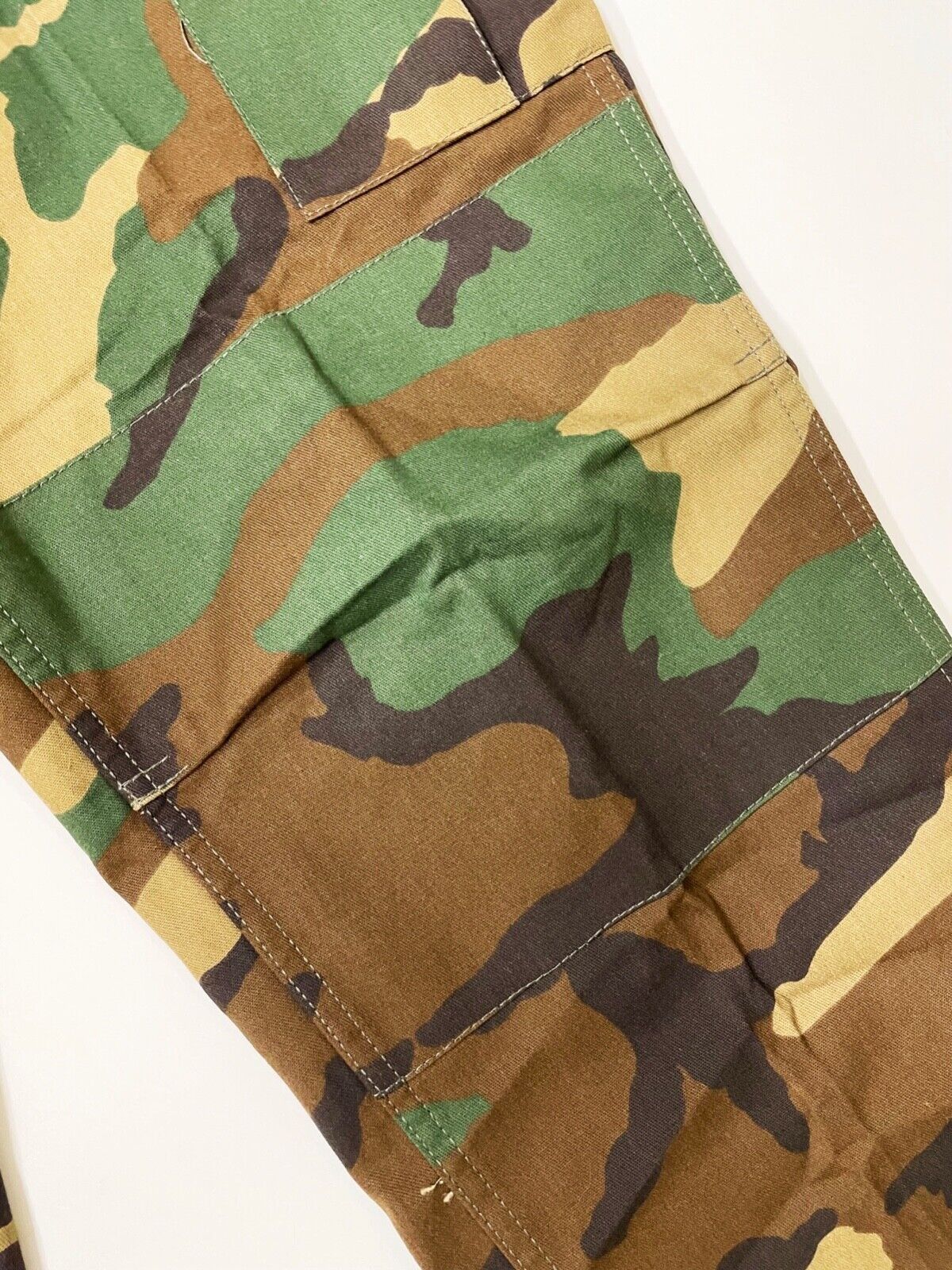 Rothco Vintage deadstock Rothco woodland Camo BDU cargo pants Pants Size US 31 - 6 Thumbnail