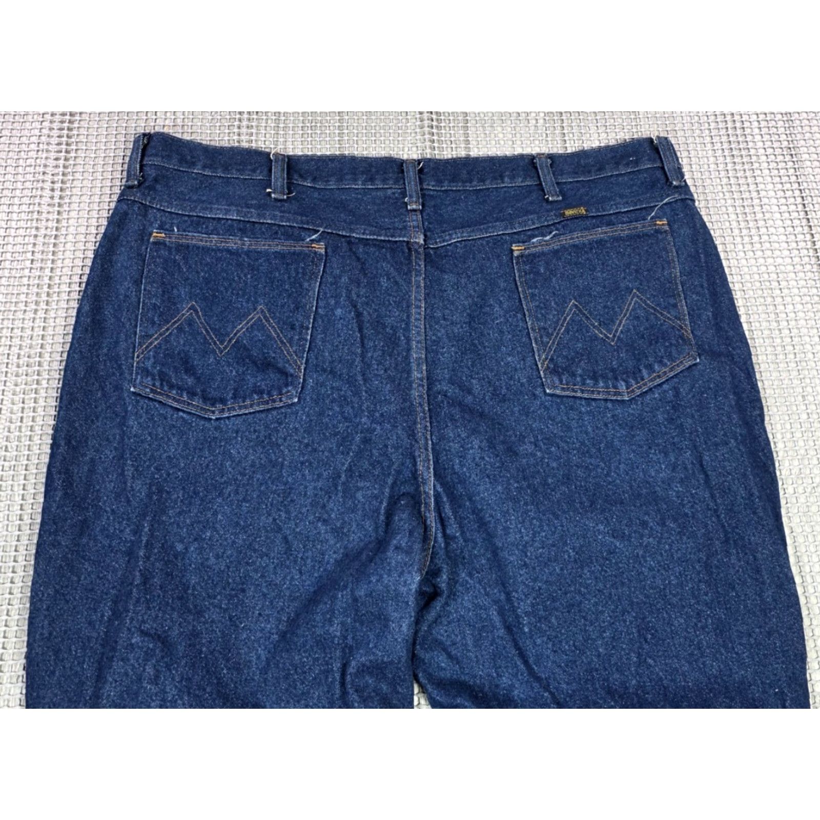Denime VINTAGE Maverick Jeans Mens 44x30 Denim Blue Dark Wash 80s 90s USA Made Straight 5-Pocket Size US 44 / EU 60 - 4 Thumbnail