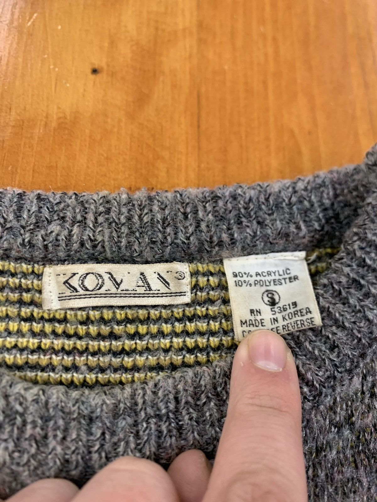 Vintage Vintage Diamond Grid Knit Sweater Size US S / EU 44-46 / 1 - 1 Thumbnail