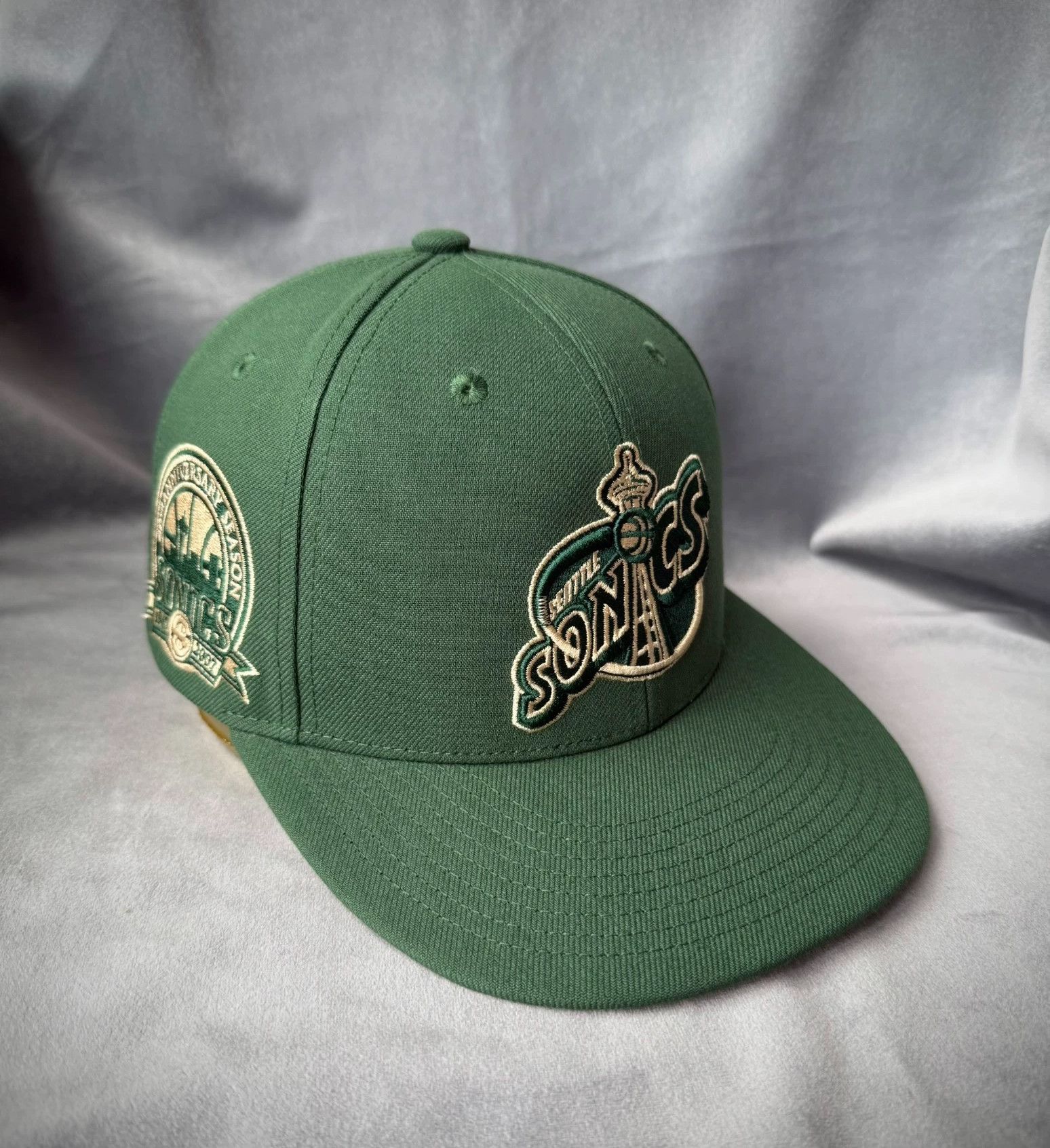 Bape × Mitchell & Ness × NBA NBA Seattle Super Sonics 40th Anniversary Baseball Hard Cap Size ONE SIZE - 2 Thumbnail