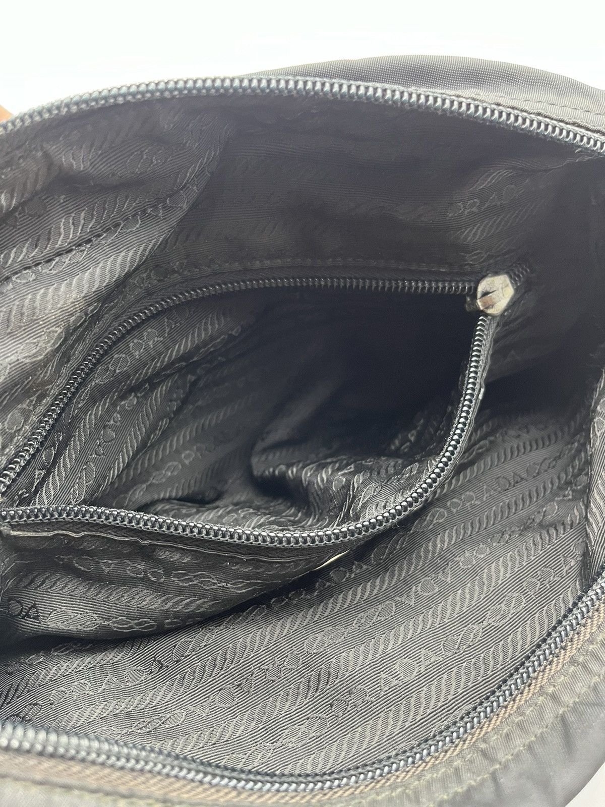 Prada Authentic PRADA Shoulder Bag Size ONE SIZE - 13 Thumbnail
