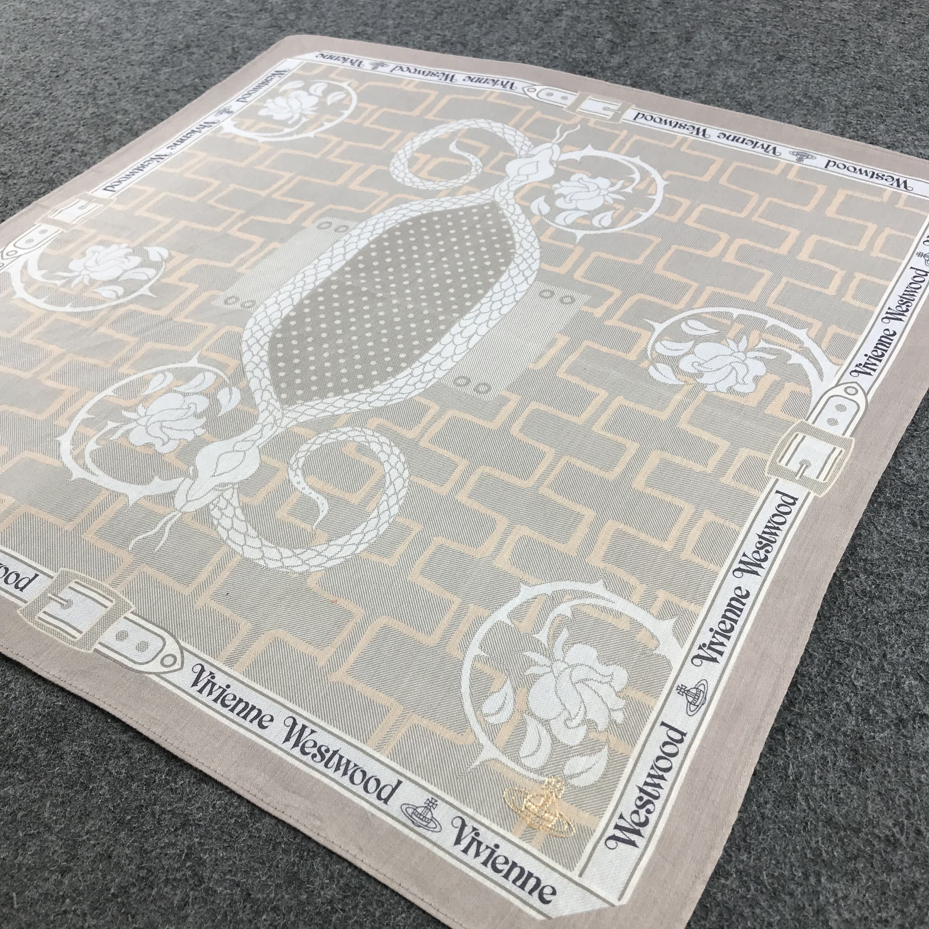 Vintage Vivienne Westwood Handkerchief Neckerchief Bandana H1289 Size ONE SIZE - 4 Thumbnail