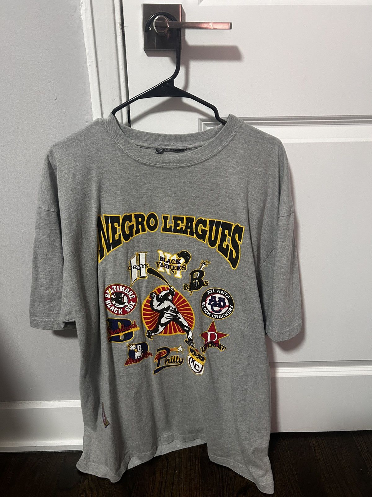 Other Vintage Negro Leagues “ Discover Greatness” Tee Size US XXL / EU 58 / 5 - 1 Thumbnail