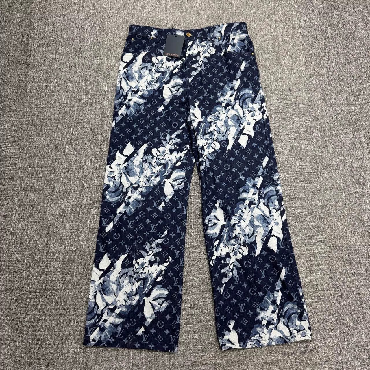 Louis Vuitton louis vuitton floral denim pants size 33 Size US 33 - 1 Thumbnail