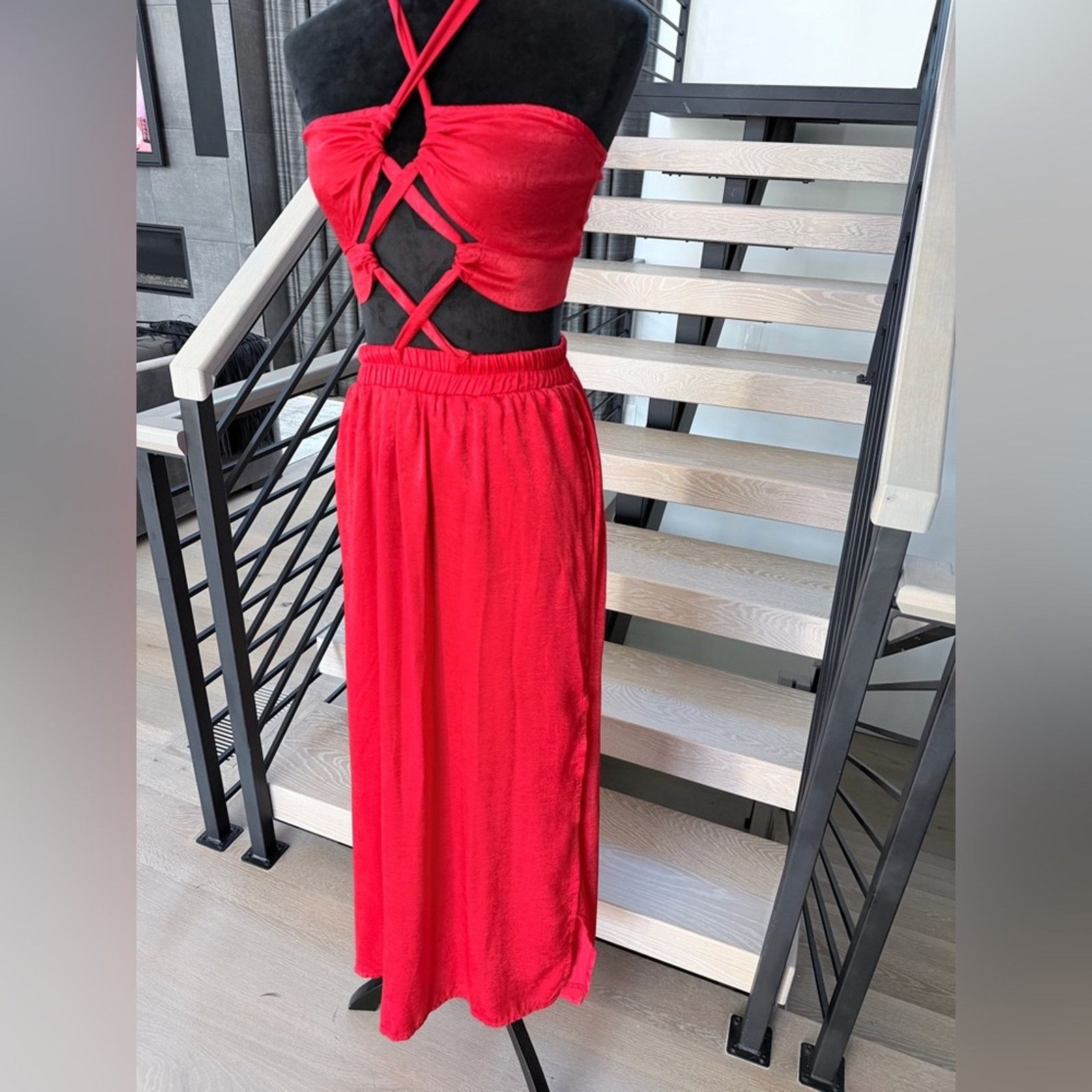 Other New Shimmery Red Halter Maxi Dress size XS Size XS / US 0-2 / IT 36-38 - 8 Thumbnail
