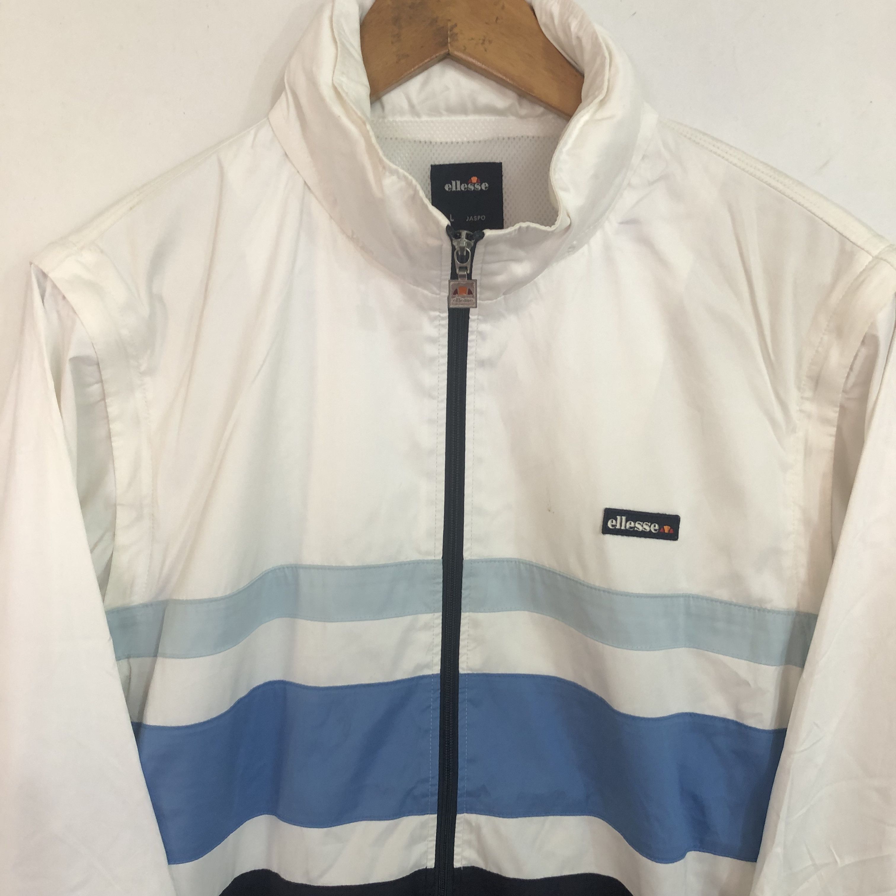 Ellesse Vintage Ellesse Windbreaker Jacket Running Large Size Size US L / EU 52-54 / 3 - 3 Thumbnail