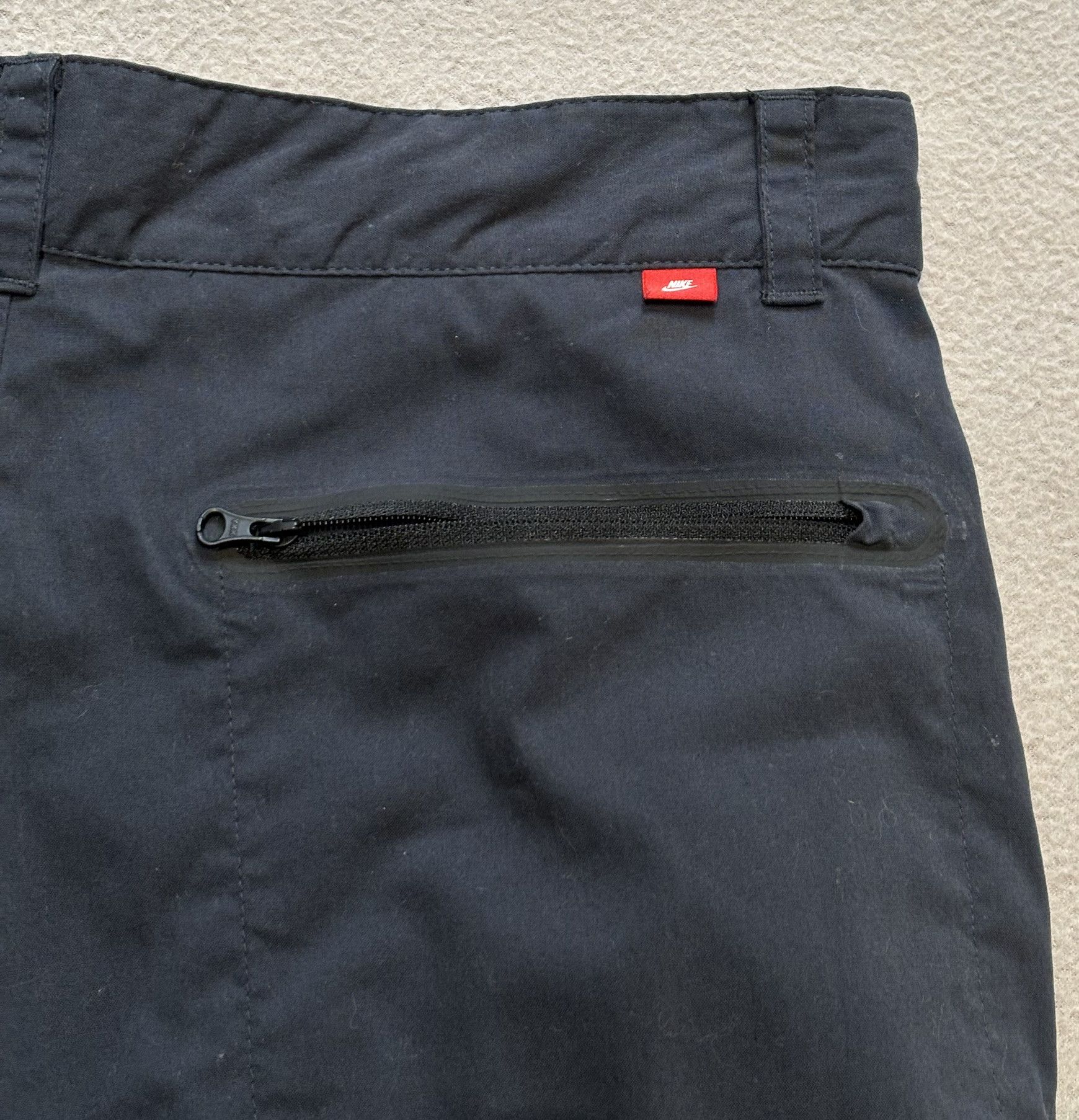 Nike Nike Black shorts Medium Size US 33 - 10 Thumbnail