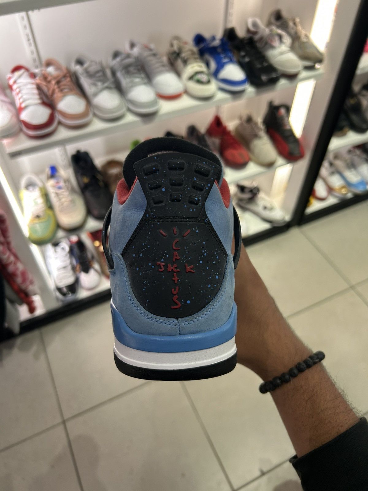 Jordan Brand × Travis Scott Jordan 4 retro travis scott cactus jack Size US 11 / EU 44 - 4 Thumbnail