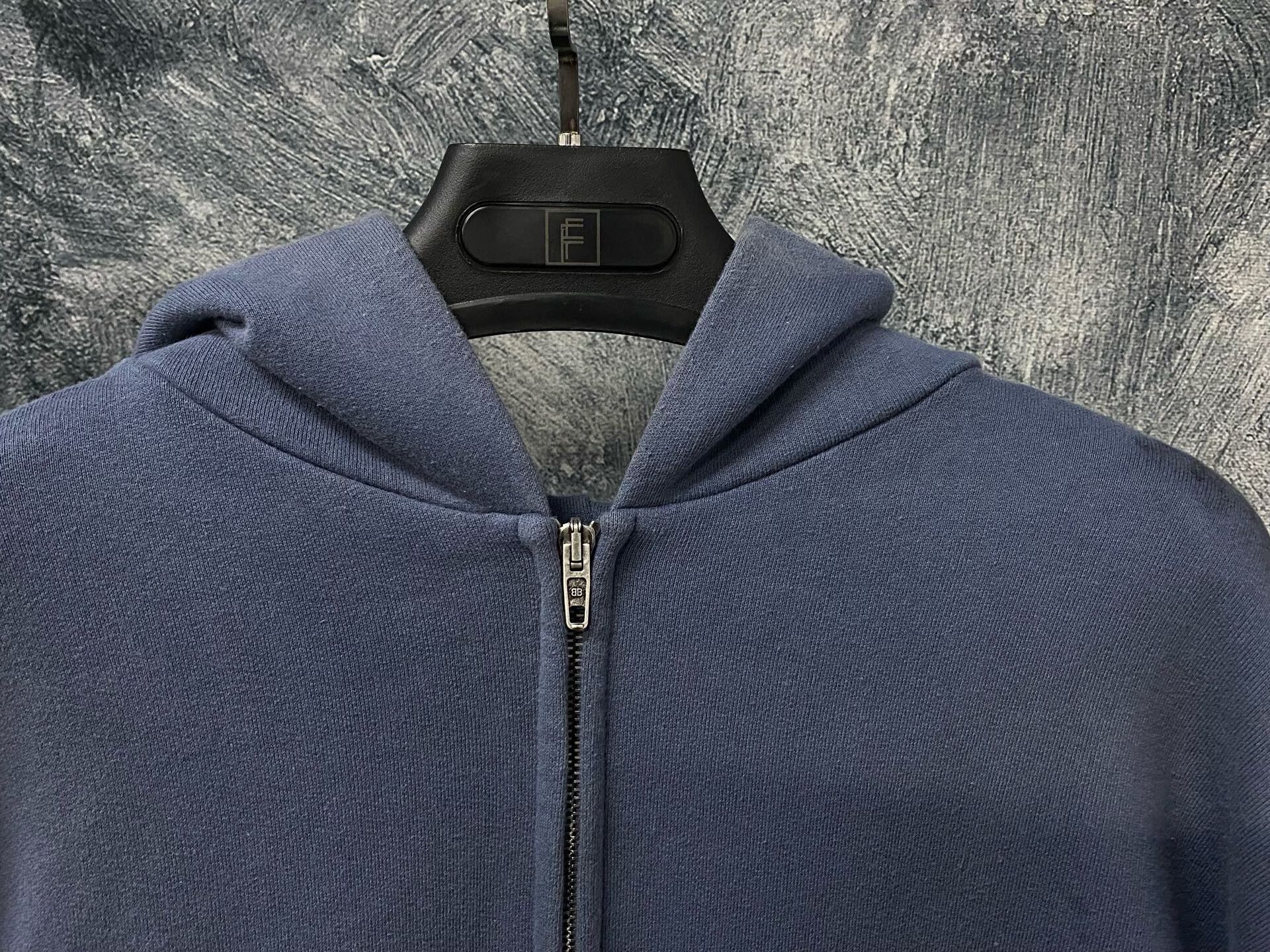 Balenciaga Balenciaga Men's Zip Hoodie in Excellent Condition Size US XL / EU 56 / 4 - 3 Thumbnail
