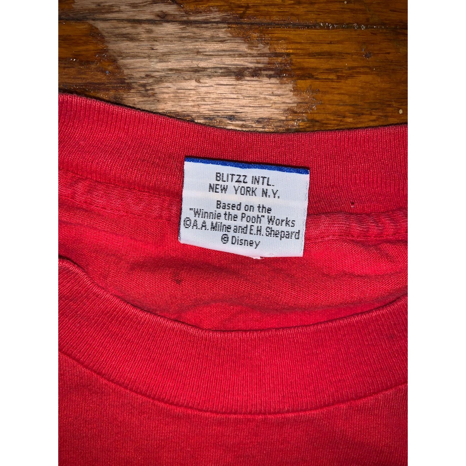 Disney × Vintage Winnie The Pooh Embroidered T Shirt Red Disney Graphic Large Size US XL / EU 56 / 4 - 5 Thumbnail