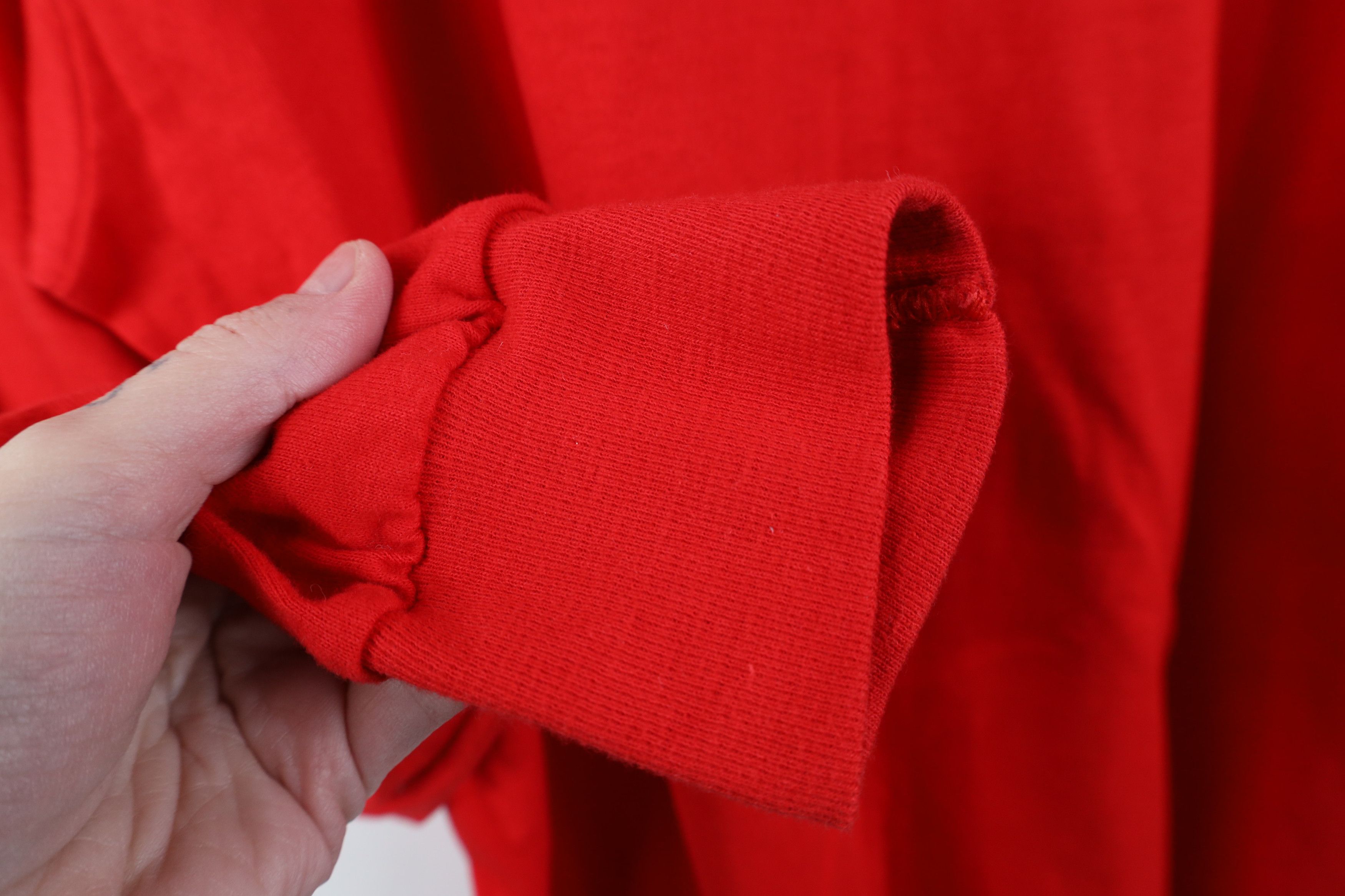 Vintage Vintage 90s Hockey Long Sleeve Turtleneck T-Shirt Red Size US XL / EU 56 / 4 - 8 Thumbnail