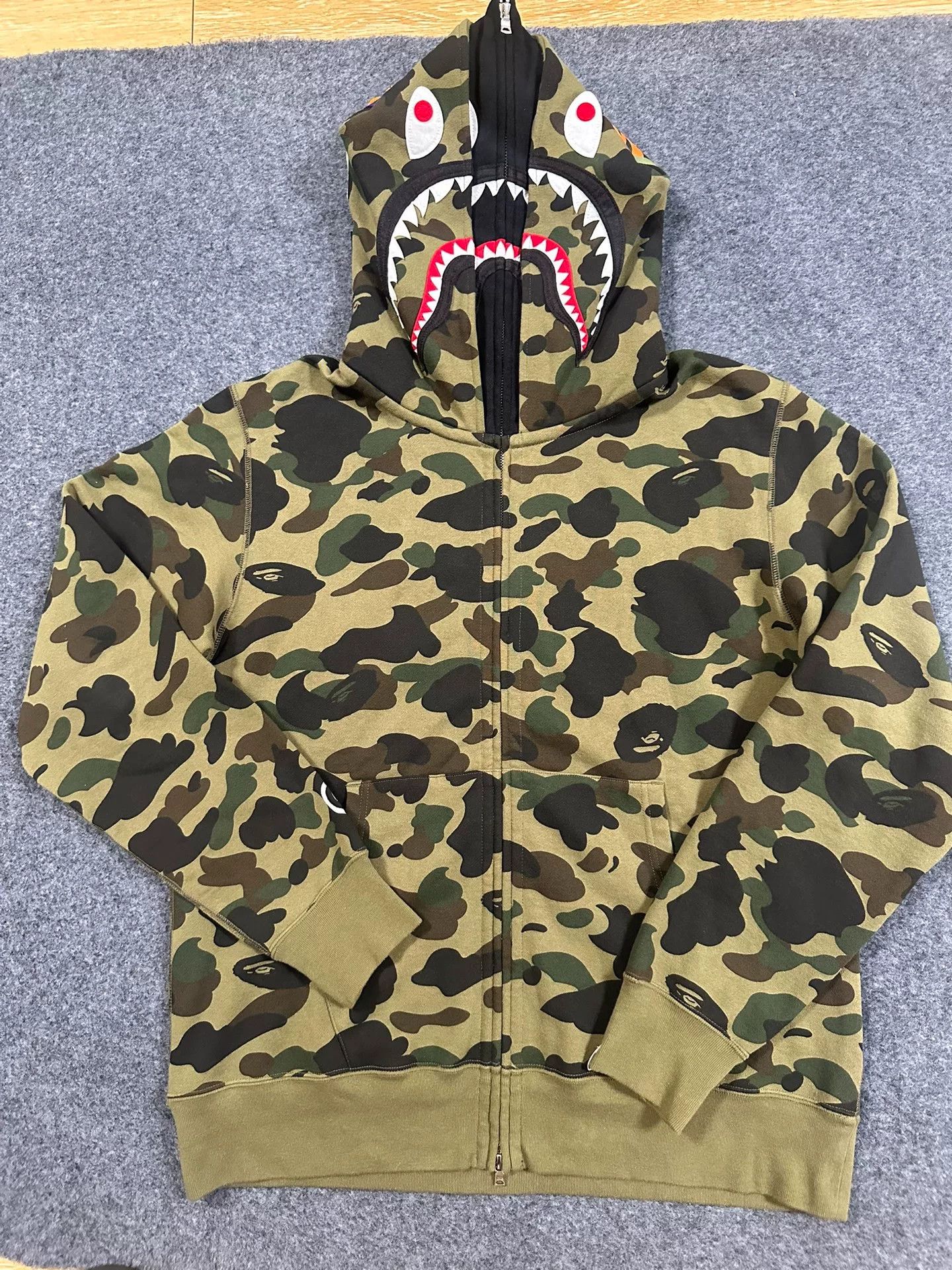 Bape Bape Multi Shark Sweatshirt Pullover Size US XL / EU 56 / 4 - 1 Thumbnail