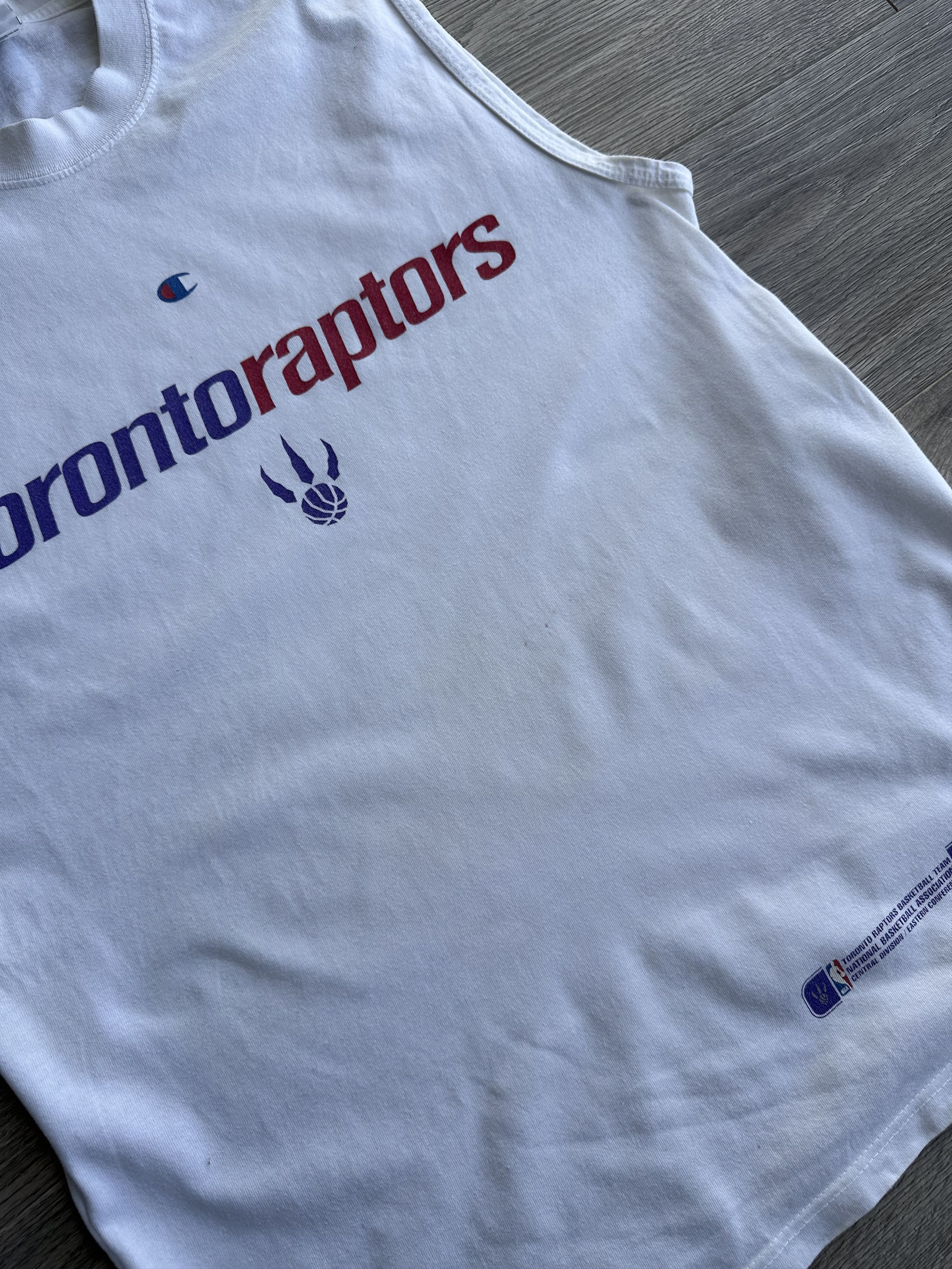 Champion × Vintage Champion Toronto Raptors t shirt Size US L / EU 52-54 / 3 - 3 Thumbnail