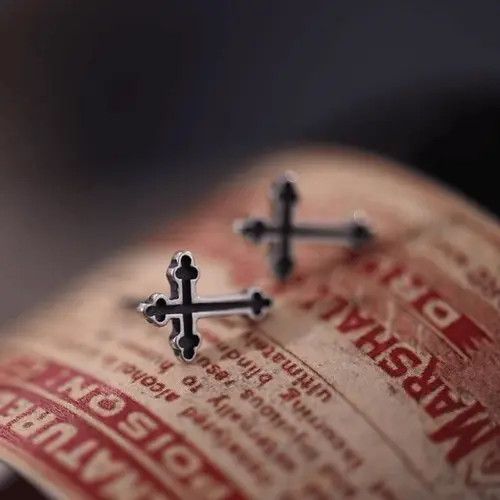 Jewelry Black Cross Stud Earrings Size ONE SIZE - 4 Thumbnail