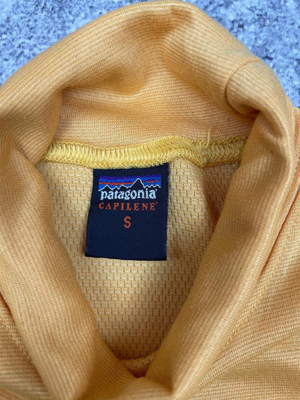 Patagonia Patagonia Men Capilene Thermal Top Regular Fit Beige Size US S / EU 44-46 / 1 - 5 Thumbnail
