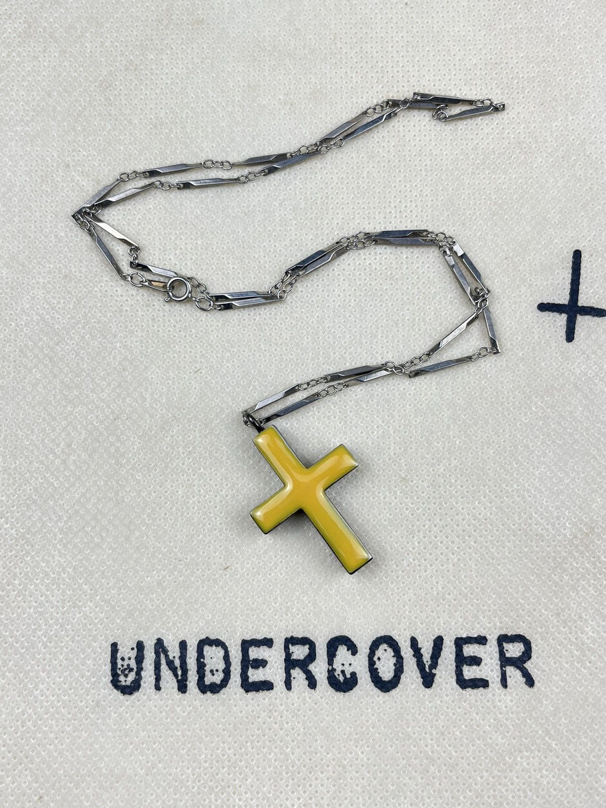 Undercover AW97 Undercover Cloisonne Cross Necklace Pendant Yellow Leaf Size ONE SIZE - 2 Thumbnail
