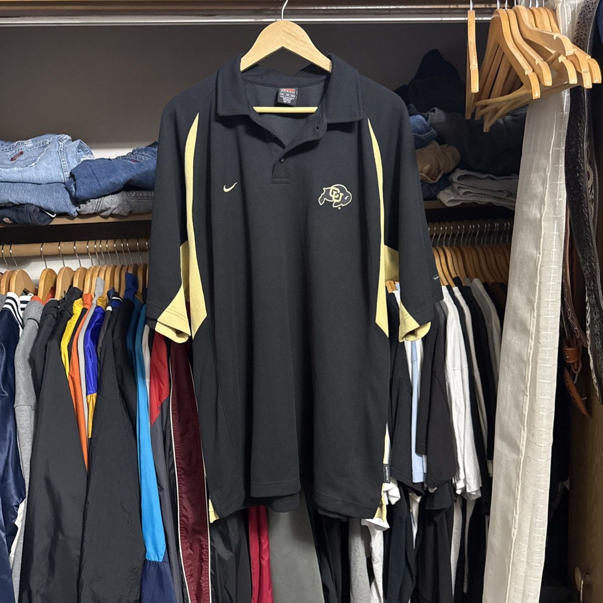 Nike VTG Nike Team Colorado Buffaloes Polo Shirt Men's XL Size US XL / EU 56 / 4 - 1 Thumbnail