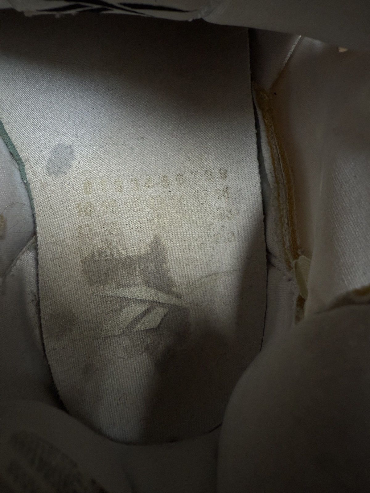 Maison Margiela × Reebok (memory of white) instapump fury sneaker Size US 10 / EU 43 - 8 Thumbnail