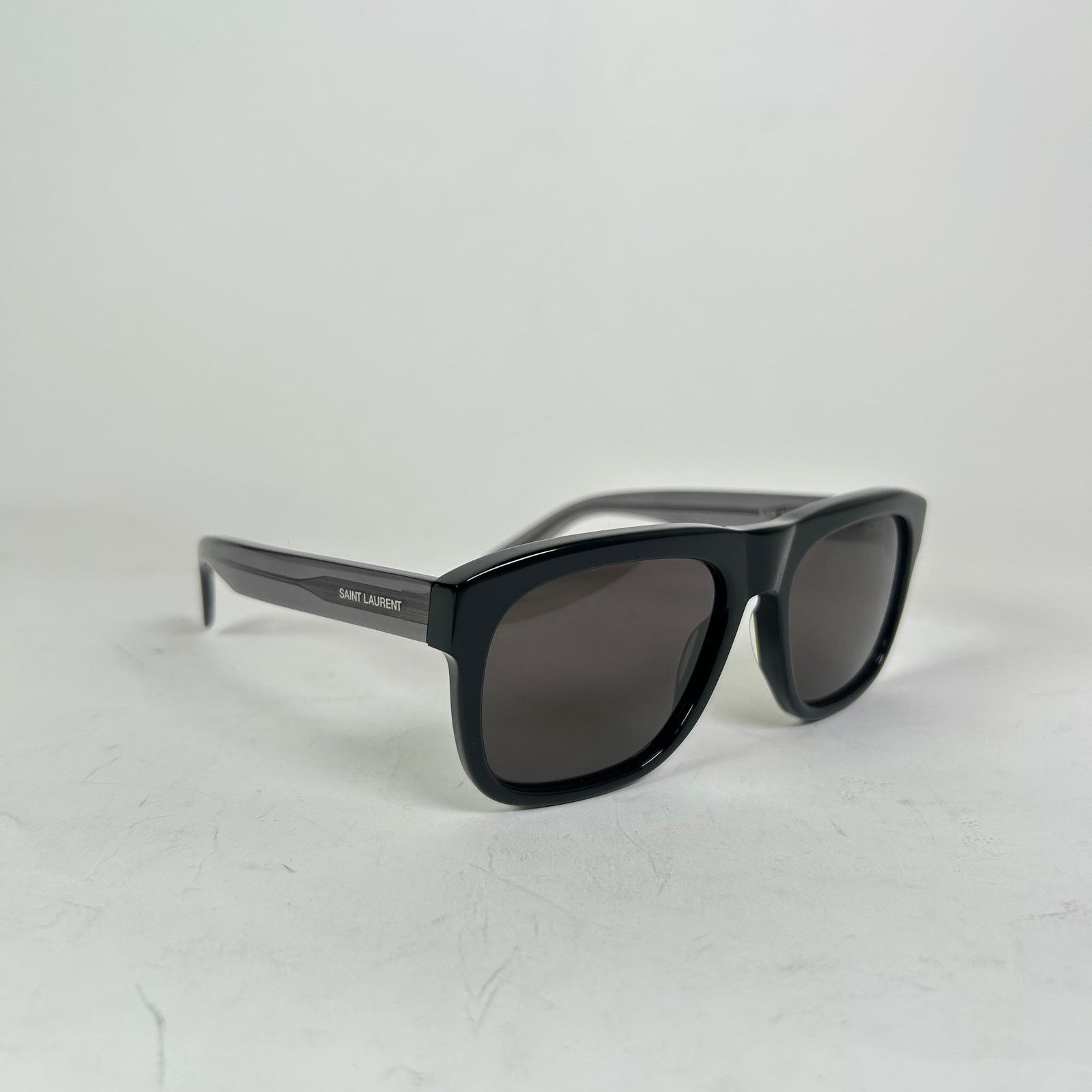 Saint Laurent Paris Saint Laurent SL558 Sunglasses Size ONE SIZE - 1 Thumbnail