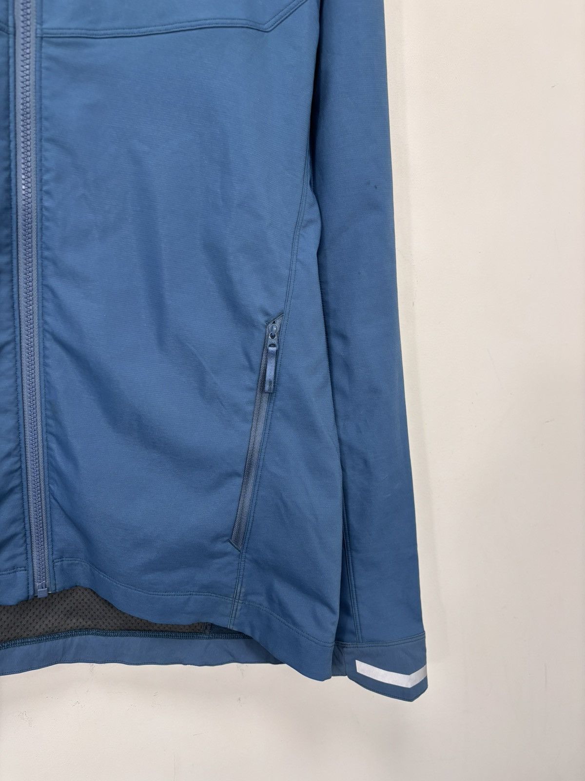 Arc'teryx Arc’teryx Men’s A2B Commuter Jacket Softshell Blue Full Zip Size US M / EU 48-50 / 2 - 7 Thumbnail