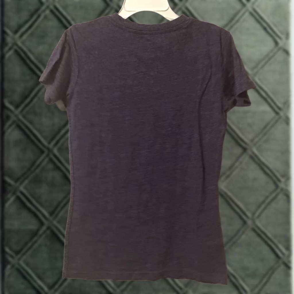 Vintage VINTAGE Universal Studios Purple Women T Shirt Logo Slim Size S Crew Neck Short Sleeve Graphic Print Casual Netflix? Size S / US 4 / IT 40 - 1 Thumbnail