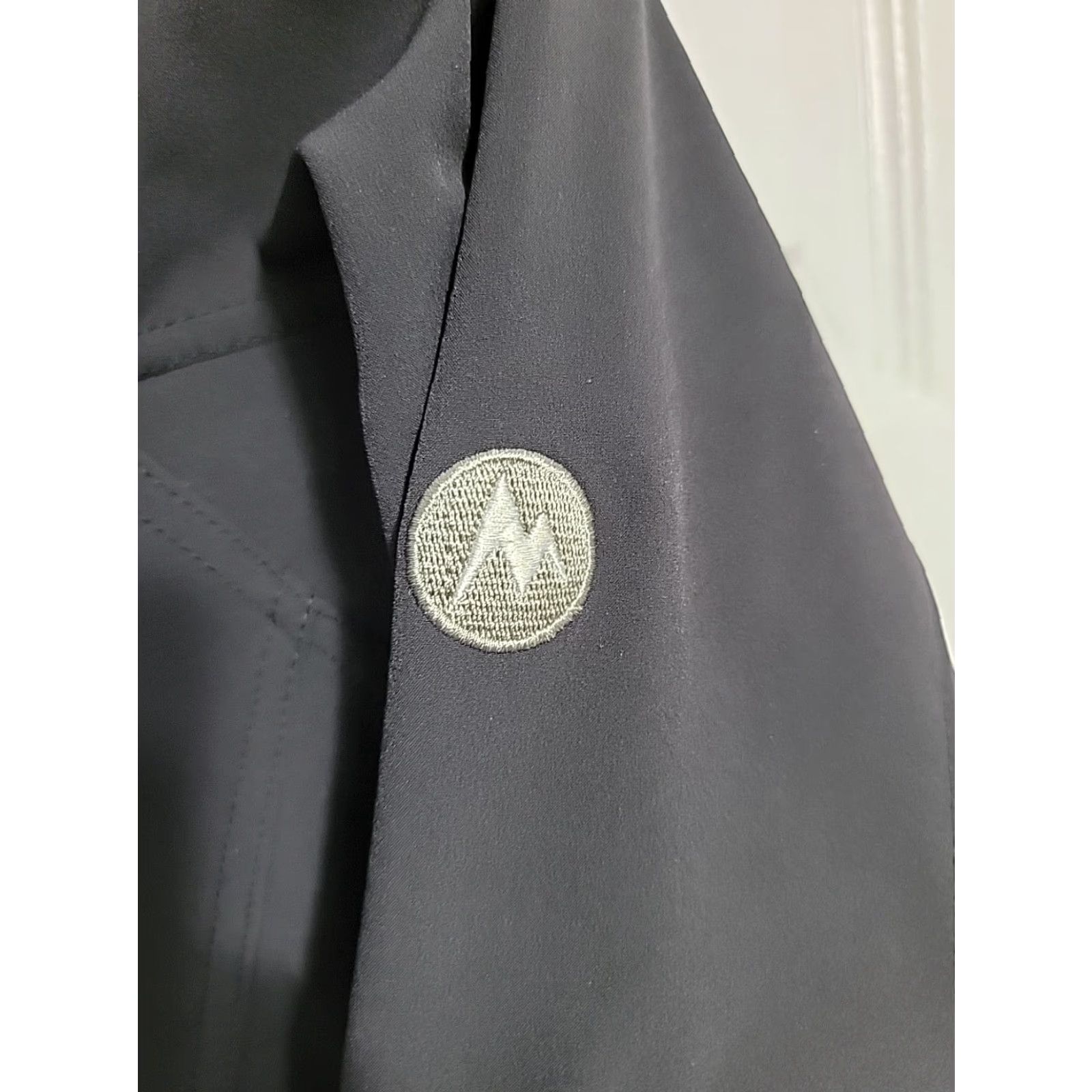 Marmot Marmot Women's Jacket Windbreaker Waterproof Black Size S Size S / US 4 / IT 40 - 7 Thumbnail