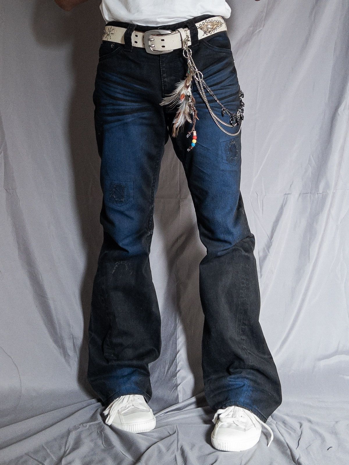 semanticdesign Semantic Design Distressed Flare Jeans SD Bandana Pocket y2k Size US 32 / EU 48 - 3 Thumbnail