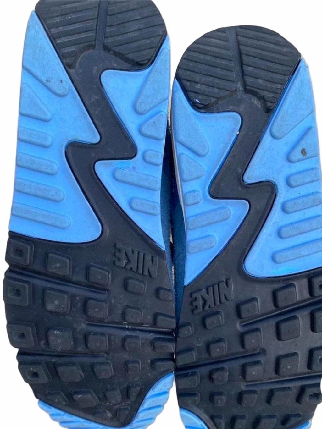 Nike Nike Women’s Air Max 90 SE ‘First Use’ University Blue | EUC Size US 8.5 / IT 38.5 - 8 Thumbnail