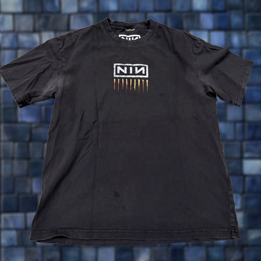 Vintage VINTAGE Nine Inch Nails The Downward Spiral T-Shirt Rock Band Shirt M/L Black Short Sleeve Mens 90s Grunge Punk Gothic Shirt Size US M / EU 48-50 / 2 - 1 Thumbnail