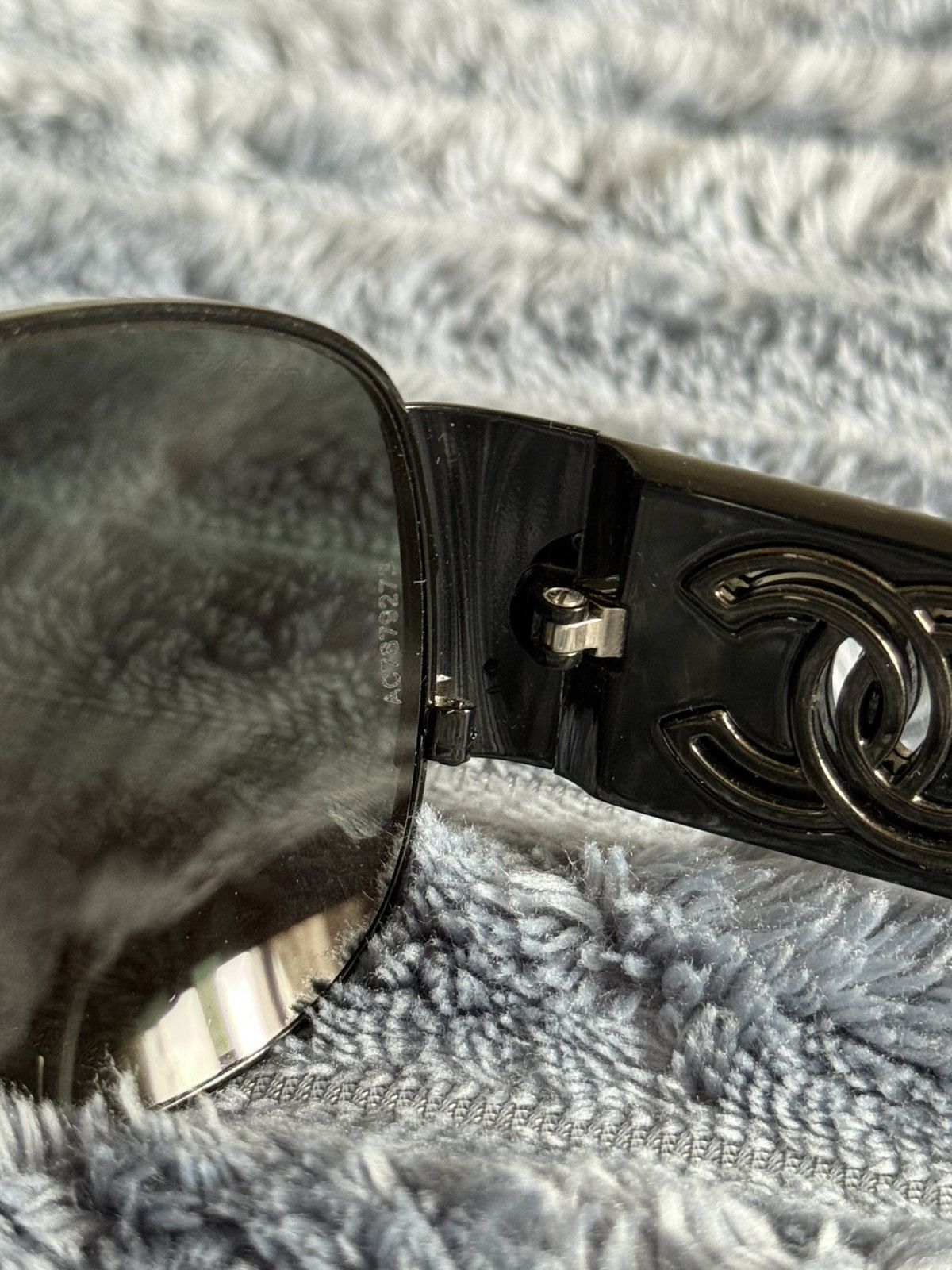 Chanel Chanel Sunglasses Logo Black 4153 Aviator Size ONE SIZE - 5 Thumbnail