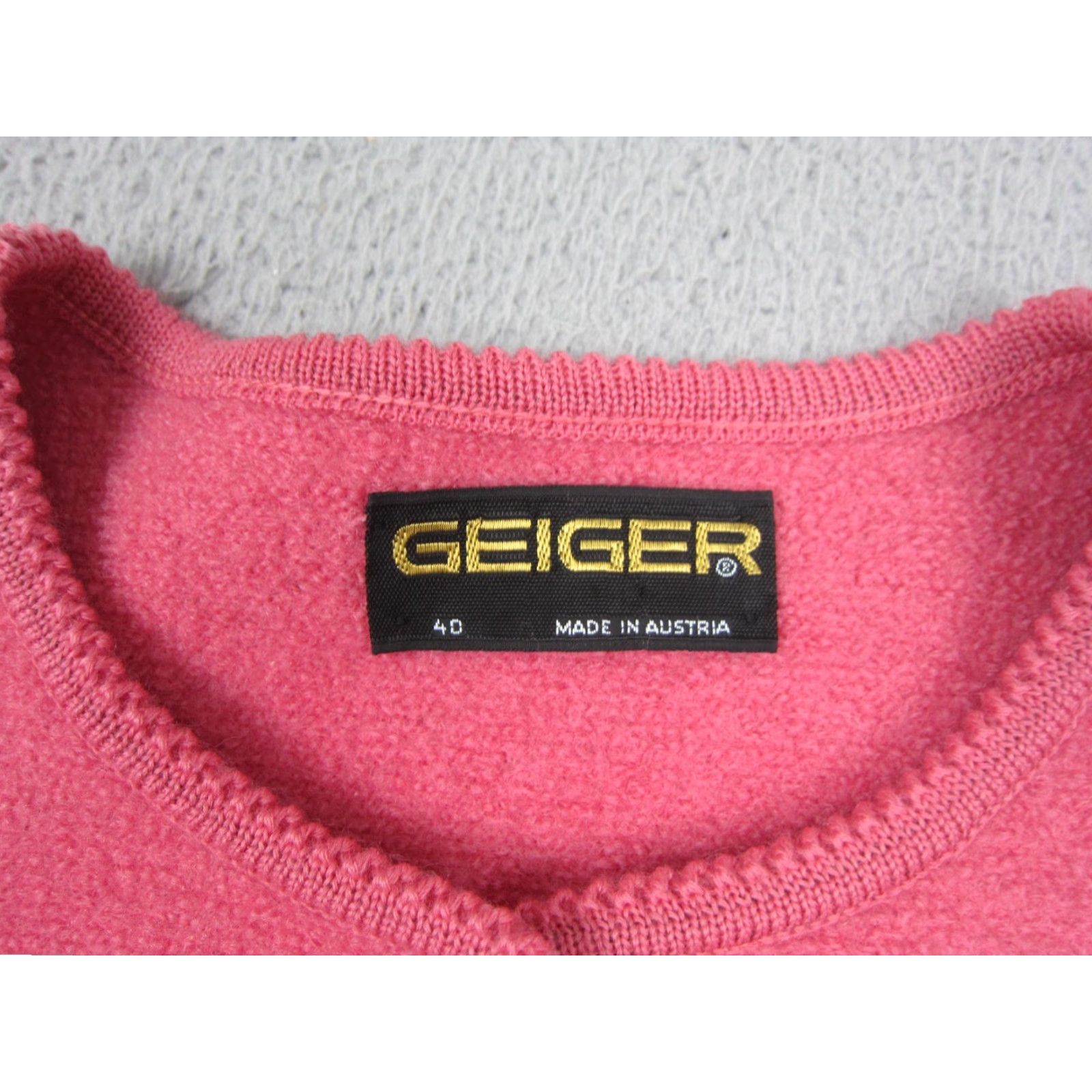 Vintage VINTAGE Geiger Cardigan Womens L Pink Wool Button Front Crew Neck 90s Austria Sweater Ladies Size L / US 10 / IT 46 - 3 Thumbnail