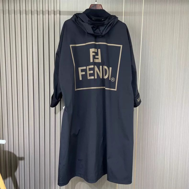 Fendi Fendi Long Printed Windbreaker Coat Size 38 Size M / US 6-8 / IT 42-44 - 2 Thumbnail