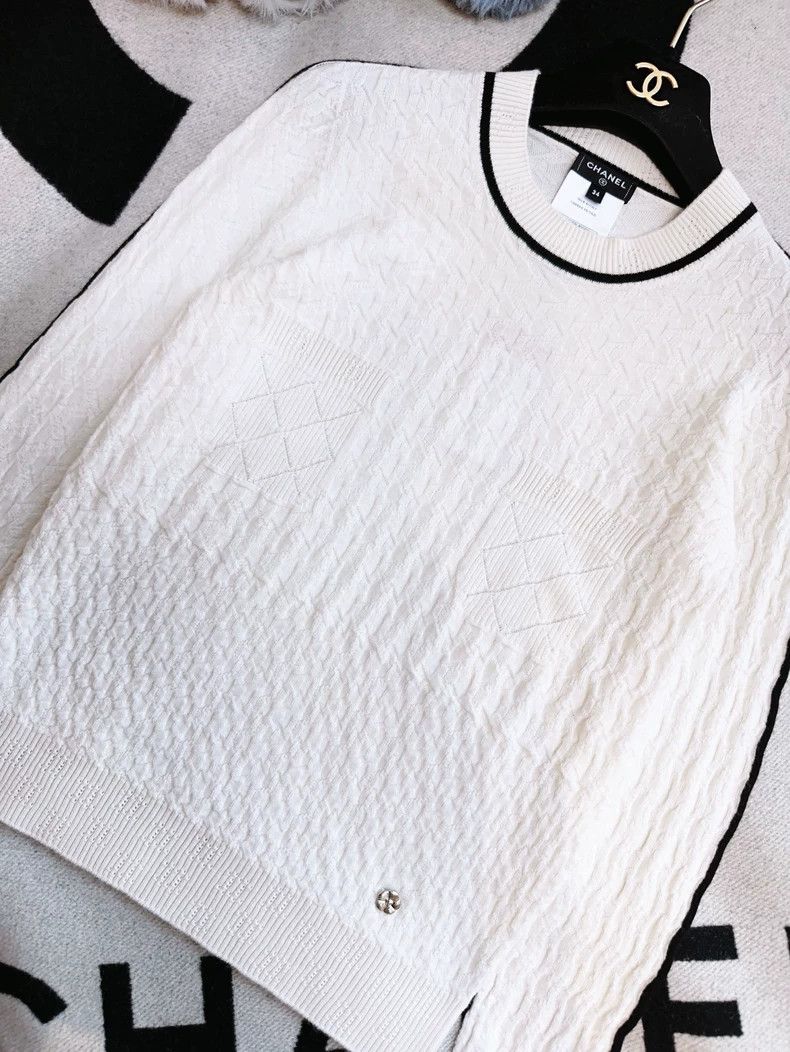 Chanel Chanel 23K white black border dark pattern cashmere sweate Size XXS / US 00 / IT 34 - 3 Thumbnail