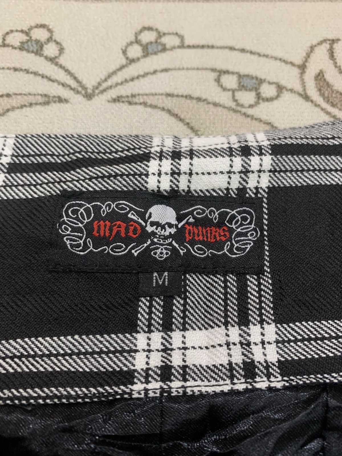 If Six Was Nine MAD PUNKS GIRLS TARTAN SKIRT Size 26" / US 2 / IT 38 - 5 Thumbnail