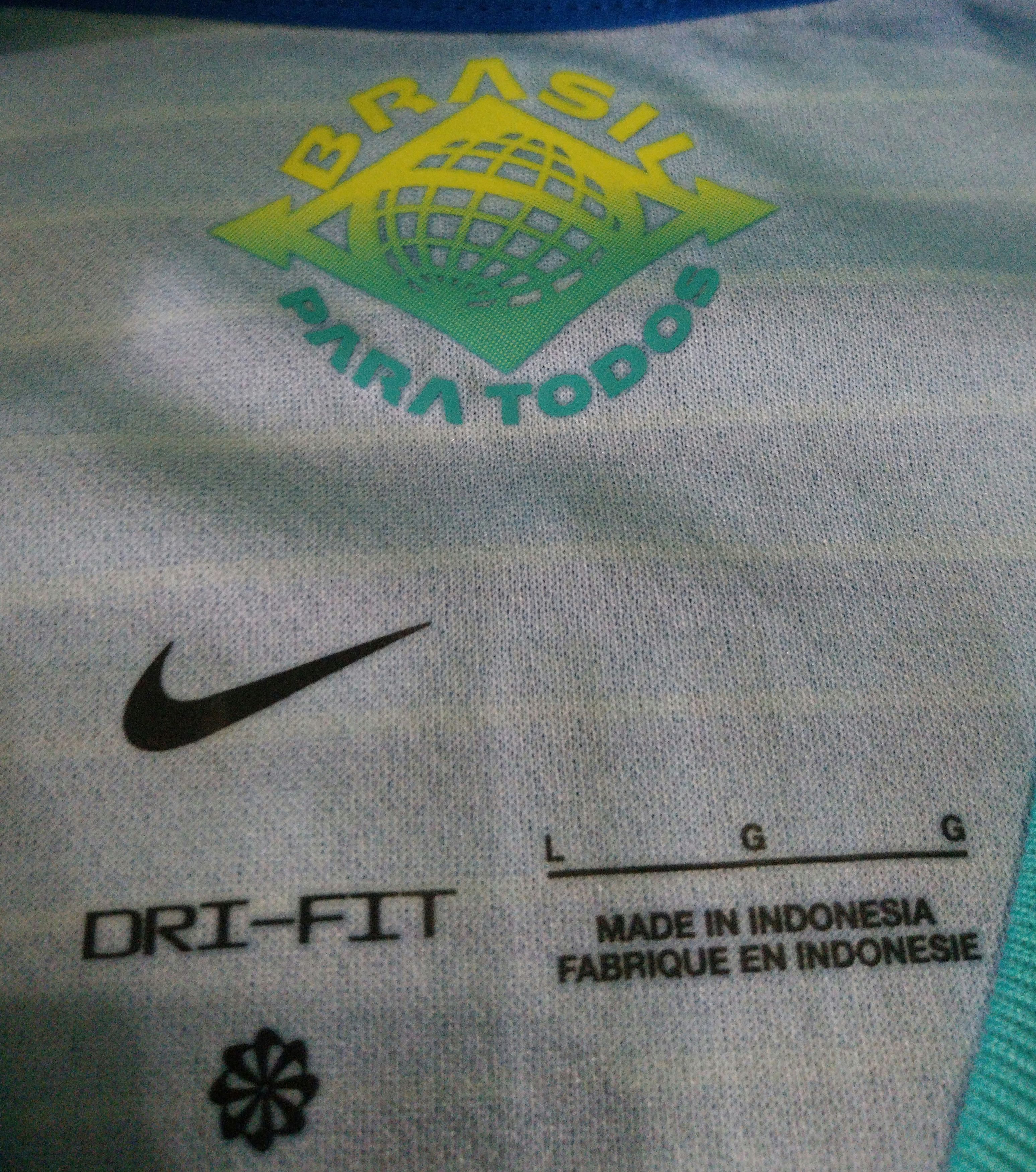 Nike Brazil away 2024 vini jr jersey football Size US L / EU 52-54 / 3 - 4 Thumbnail