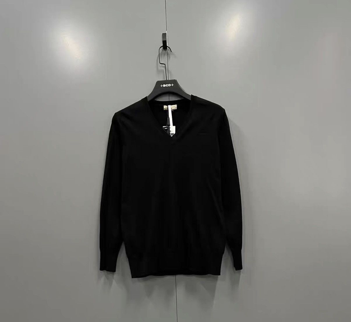 Burberry Burberry Black Knit Sweater J41 Size US XXS / EU 40 - 1 Thumbnail