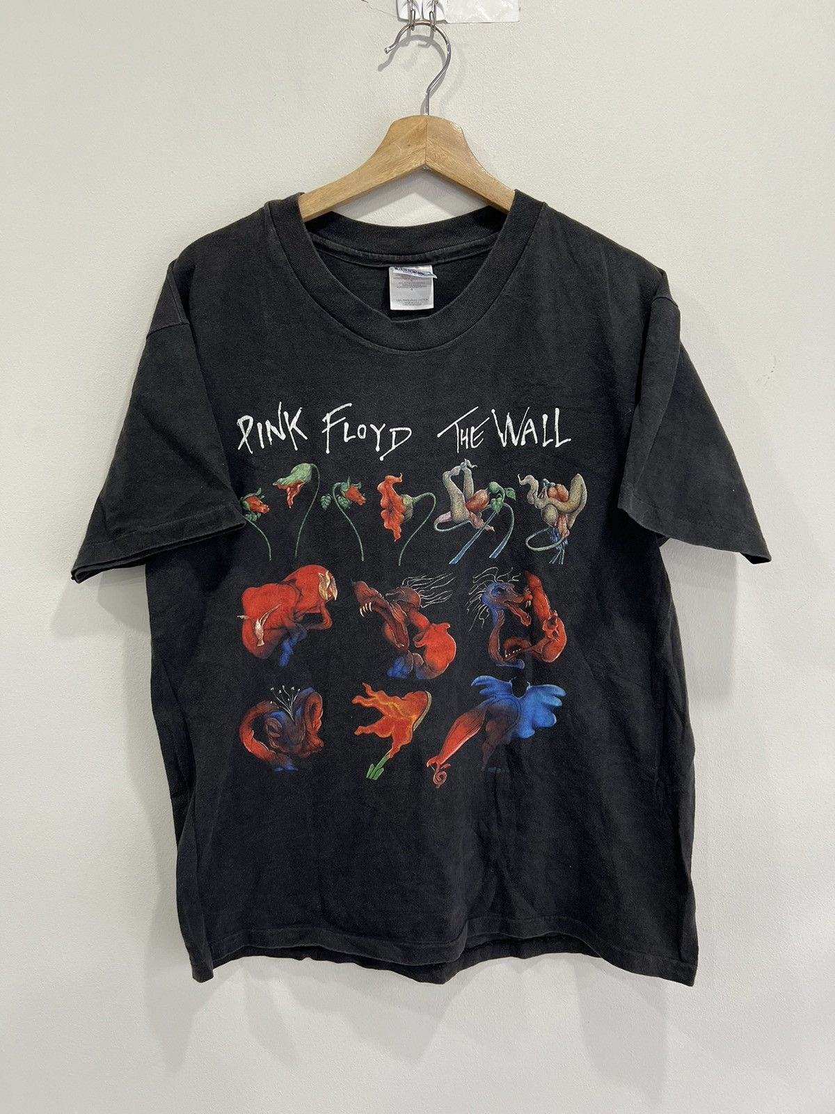 image of Band Tees x Vintage 1997 Pink Floyd Tee Shirt The Wall Band in Black, Men's (Size Large)